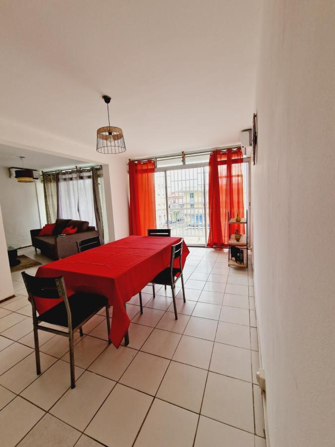 Ferienwohnung Front Cathedrale Pointe A Pitre Exterior foto